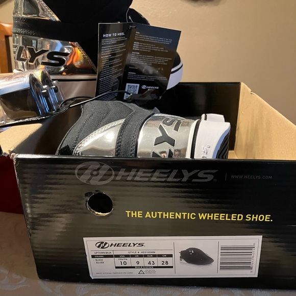 Men’s Heelys Shoes - Picture 5 of 9